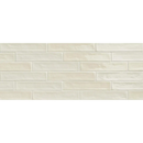 Creamkleurige muur met Piastrella Mix Bone 5x25 en vrolijke rechthoekige tegels
