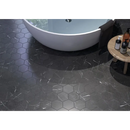 Witte vrijstaande badkuip met Hexagon Marquina mat 15x17 tegels en modern design