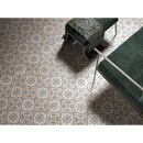 Groene fluwelen Kamari Blow Mat 60x60 met patroonstof en metalen poten