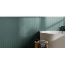 Mintgroene Volume Ocean mat 6x25 keramische tegel met subtiele verticale lijnen