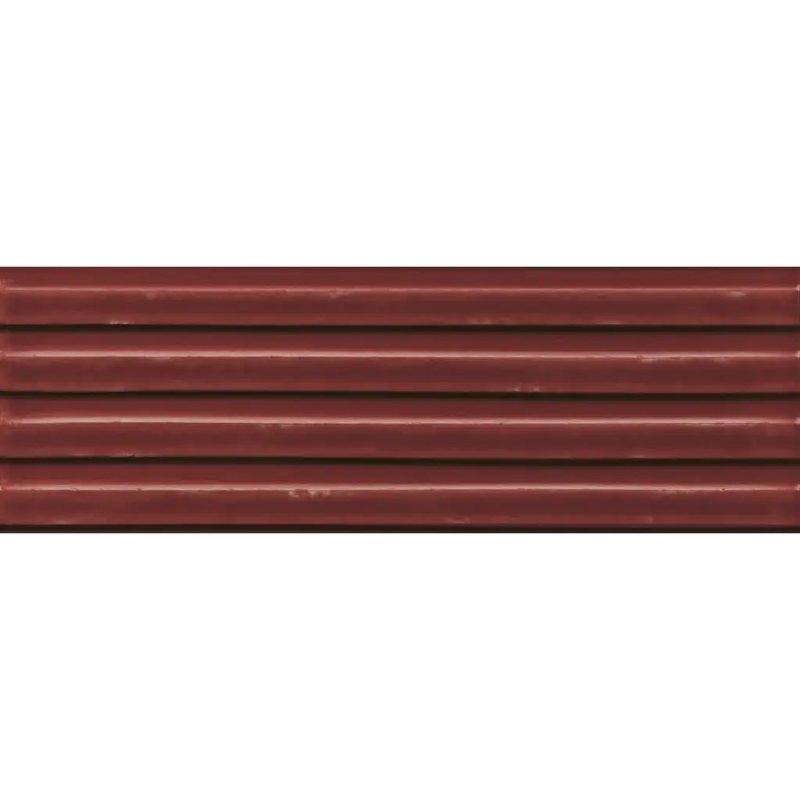 Red gare garnet glans metalen siding paneel met horizontale ribbels en glad afwerking