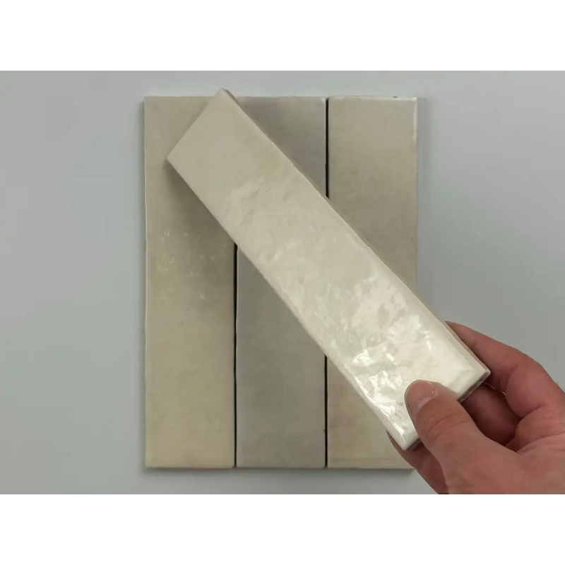 Creamkleurige Trend Tegels beige glans 6x24,6 met subtiele textuur voor je muur