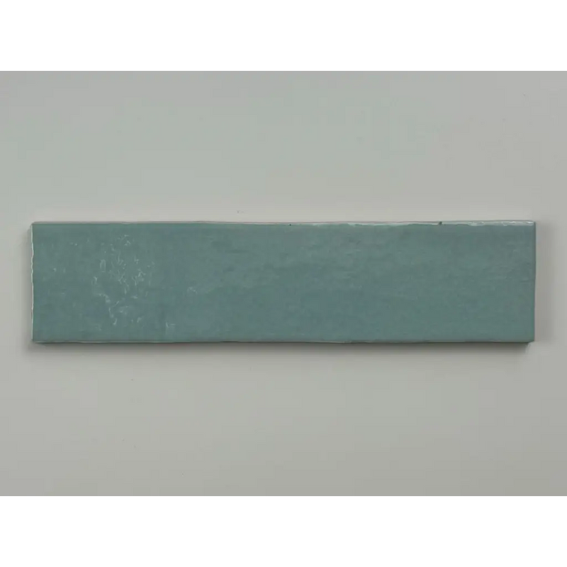 Licht blauw glans tegels met matte afwerking en subtiele structuur, perfect voor trends