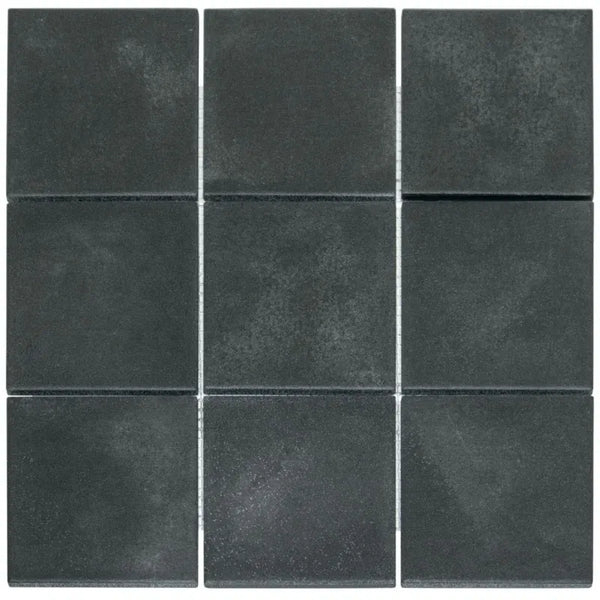 KAM10925 Black Matt R10