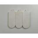 Drie verbonden witte panelen met puntige toppen, perfect voor Alure White Visschub