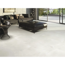 Moderne zwarte leren ottoman met slanke metalen poten van Arkety Bit Silver 60x60 rett