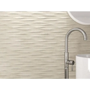 Moderne roestvrijstalen kraan met gebogen hals boven Arkety Strass taupe 30x60 rett