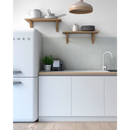 Retrostijl SMEG koelkast in lichtblauw bij Goof Mozaiek Hexagon Statuario