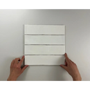 Witte rechthoekige paper verdeeld in vier secties voor Colonial White glans 7,5x30