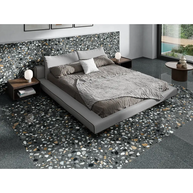 Moderne platformbed met grijze bekleding en beddengoed op Crisp XL Grafite terrazzo 60x60 rett