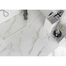 Witte marmeren ondergrond met gouden aderen van Diamond Gold Pulido 120x120 rett