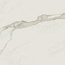 Diagonale grijze ader in witte Exigo Calacatta mat 60x60 voor een stijlvolle uitstraling
