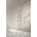 Witte marmeren oppervlakte met delicate beige aders van Fap Roma Gold Calacatta Oro macro