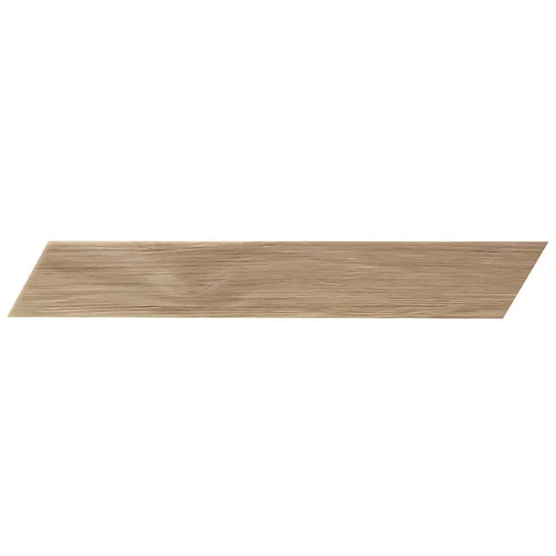 Angled wooden plank showcasing wood grain for Fapnest Natural Chevron 7,5x45