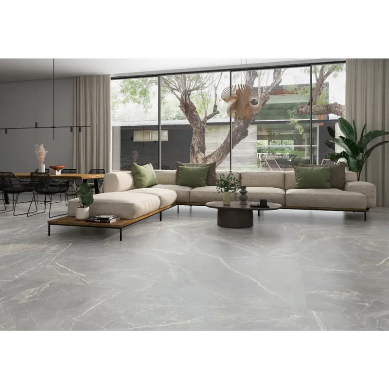 Lichte grijze marmerlook tegels met subtiel wit aderen, Fior di Bosco Perla Silk 120x120