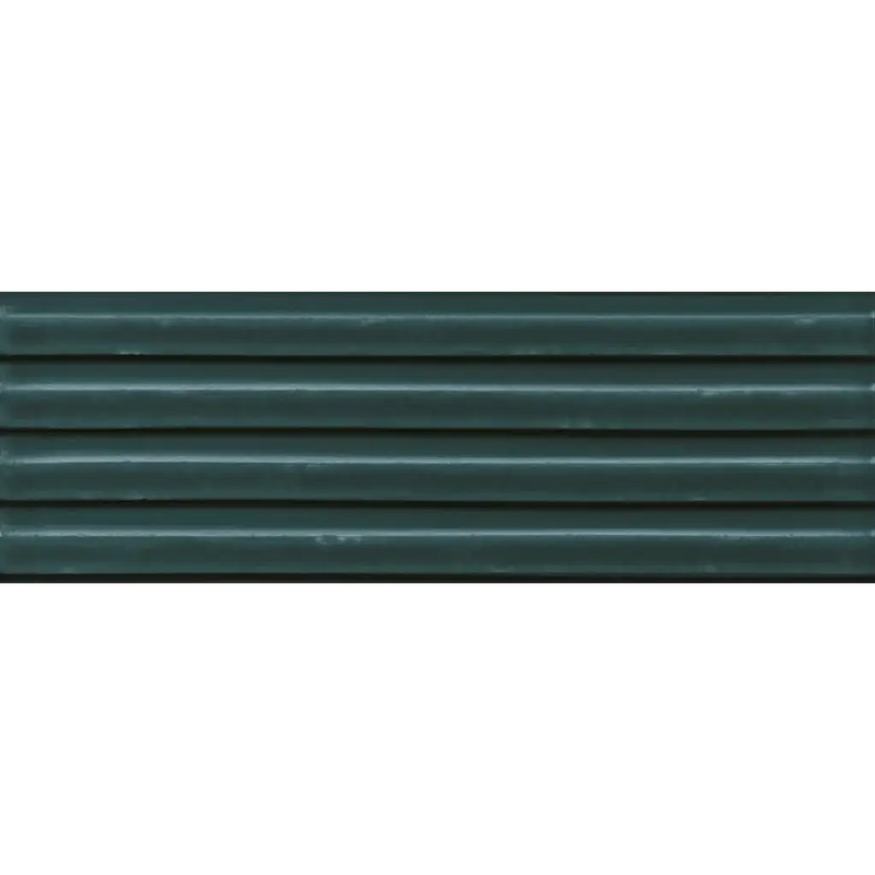 Donker groene horizontale metalen siding met lichte slijtage, Gare Ocean Glans 10x30,5