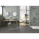 Moderne badkamer met Gobi Nero 60x120, houten poten en dubbele ronde spiegels