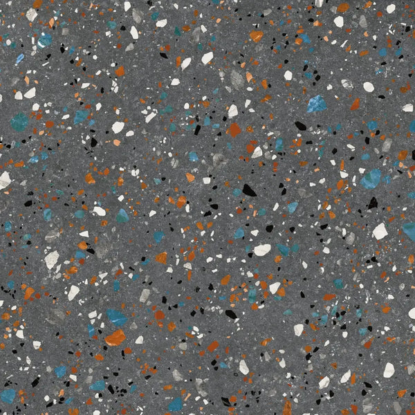 Terrazzo patroon met blauwe, oranje en zwarte spikkels op Gobi Nero mat 60x60