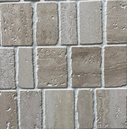 Light beige en tan Hazel Travertin vloertegels met mosaic tegels voor een stijlvolle look