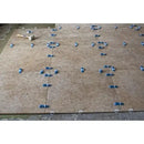 Nieuw gelegde vloertegels met Jabo levelling systeem voetstukken 250 stuks 1mm clips