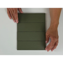 Donkergroene map met horizontale plooien van Kalma Selva 6x18,6 mat