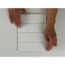 Witte rechthoekige tegels in horizontale rijen van Kalma White 6x18,6 glans