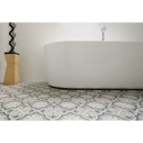 Moderne vrijstaande witte badkuip met ronde randen, perfect voor de mooie collectie 20x20