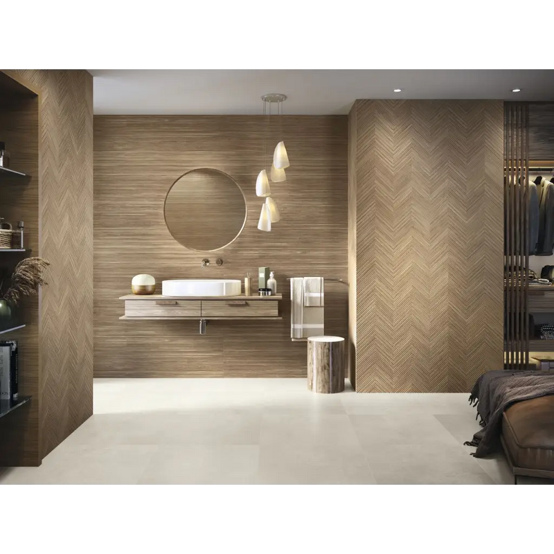 Moderne badkamer met Larchwood Ipe 40x120 rett en stijlvolle ronde spiegel