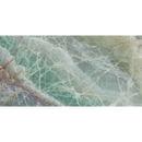 Translucent groen lixium jade gepolijst 60x120 met witte aderen en subtiele gouden strepen gepolijst 60x120 rett