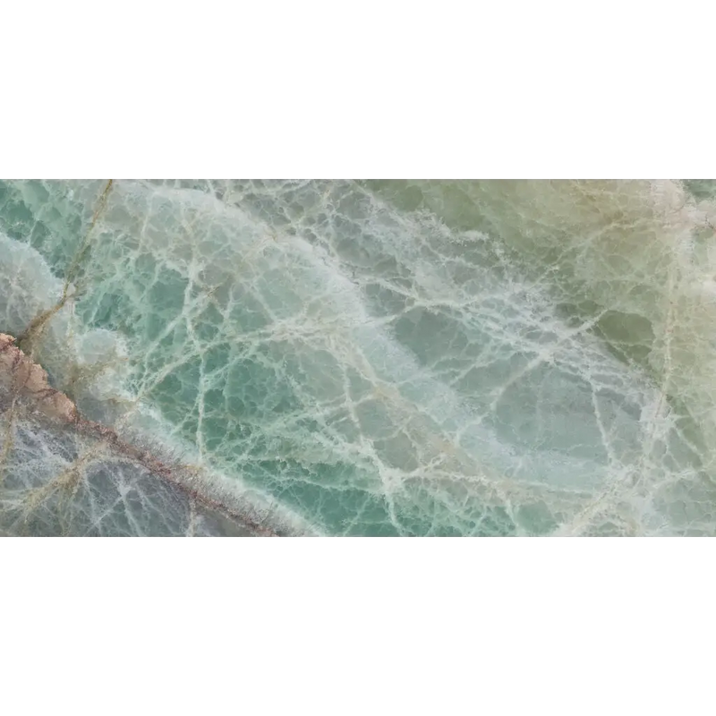 Translucent groen lixium jade gepolijst 60x120 met witte aderen en subtiele gouden strepen gepolijst 60x120 rett