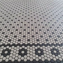 Hexagonaal tegelpatroon in zwart-wit van LOH10MIX1 donkergrijze mix