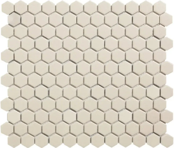 Light beige hexagonale mozaïek tegels in White Matt R11 van LOH2010 White