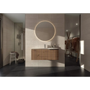 Rond backlit spiegel boven een houten zwevende wastafel met Midtown Antracite R11 anti-slip