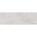 Lichtgrijze textuur met subtiele vlekken op Midtown Pearl wandtegel 30x90 rett