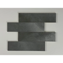 Vier donkere grijze metalen platen in een verspringend patroon van Moon Grey Glans