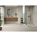 Moderne badkamer met houten wastafel en München Sand 60x60 anti-slip tegels