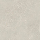Lichtgrijze textuur met subtiele krassen op Munich Sand 60x60 rett oppervlak