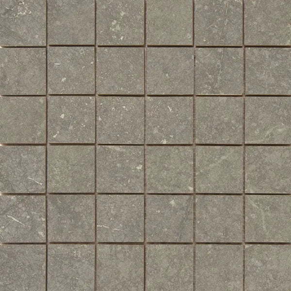 Grijze steenmosaic tegels in vierkante gridpatroon van Munich Taupe mozaiek 5x5