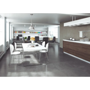 Moderne witte eettafel met chroombasis en stoelen op Nexus Antracite anti-slip R11 60x60