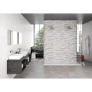 Moderne badkamer met een textuursteenaccentmuur en Nexus Glaciar 30x60 rett tegels