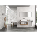 Moderne minimalistische badkamer met Nexus White 30x60 en een wit wastafelblad