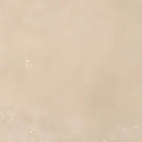 Beige textured oppervlak met subtiele spek in Nobu Beige 80x80 rett