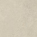 Beige Norwich Sand 75x75 rett met subtiele aders op de marmeren oppervlak