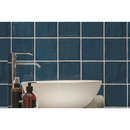 Witte vessel wastafel met moderne kraan en Oud Hollandse Witjes Marine 13x13