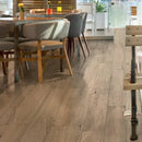 Rustieke houten vloer met patroon en planken van Padouk Nut 20x120 rett