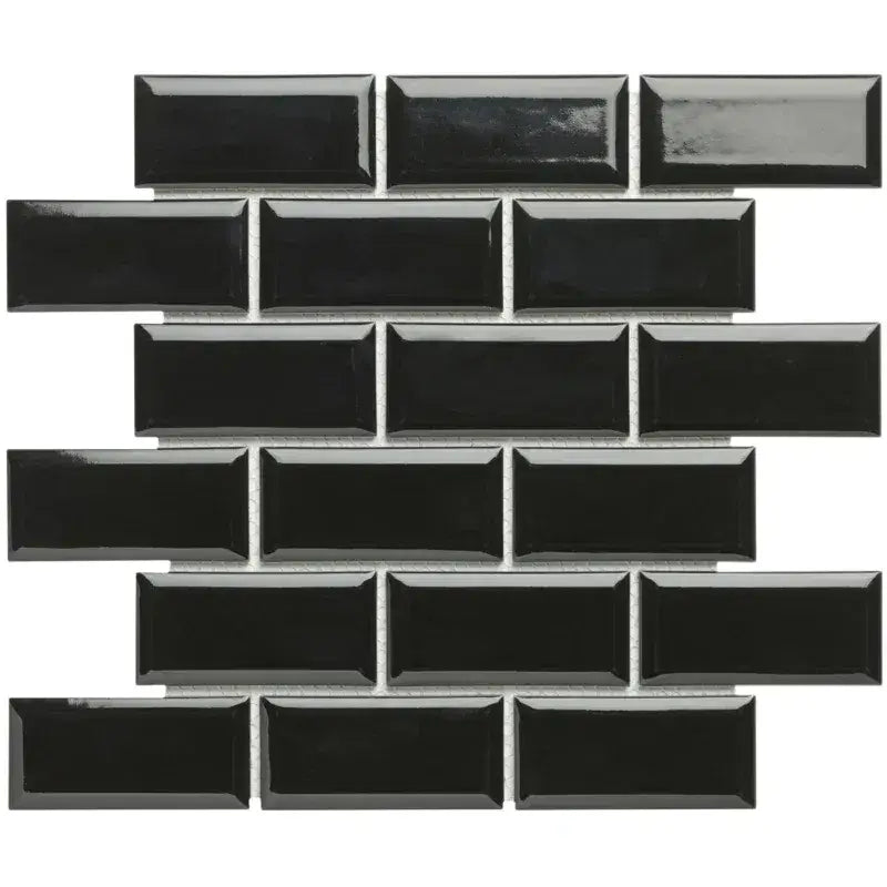 Alt tekst voor PAME915 Black Glossy: Glanzende zwarte keramische subway tegelmozaiek