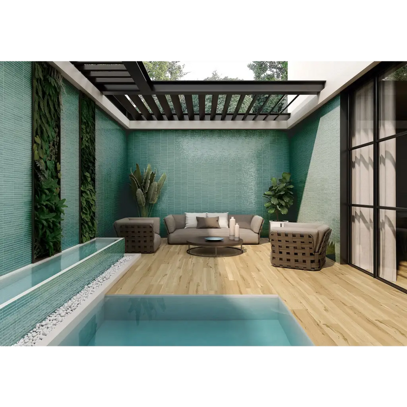 Buitenterras met zitplek, pergola en twee badjes in Pencil Kromo Sage mozaiektegel 35x35cm