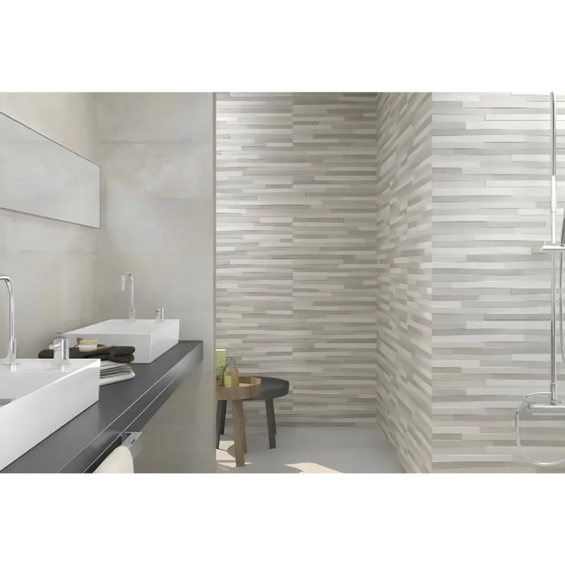 Moderne badkamer met Pierre Grey Decor 30x60 rett en stijlvolle stenen wandtegels