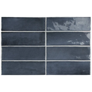 Donkerblauwe keramische subway tegels in horizontale rijen van Premium Koko Blue Night