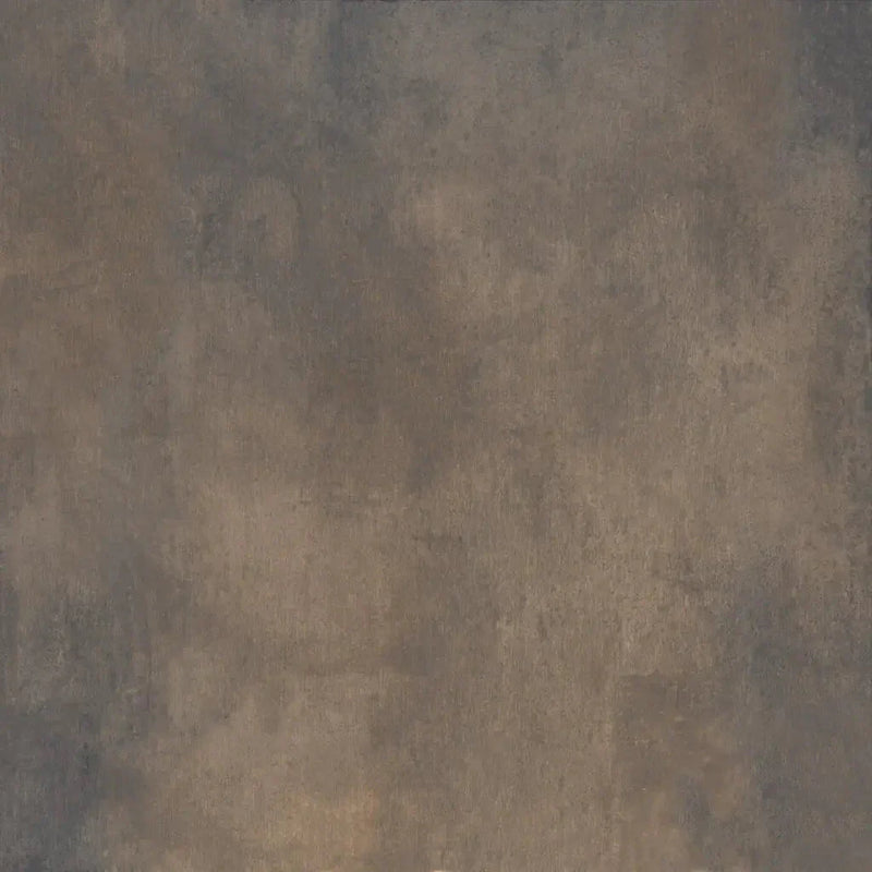 Mottled brown and gray textured surface of Project Oxid Brown mat 60 x 60 rett